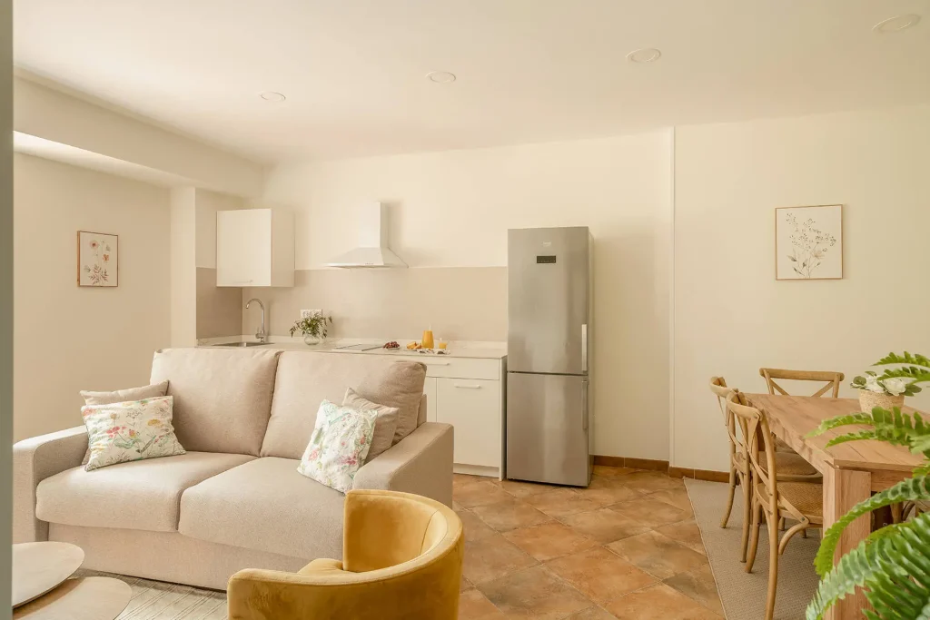 Cocina abierta en apartamento rural 6 piscina