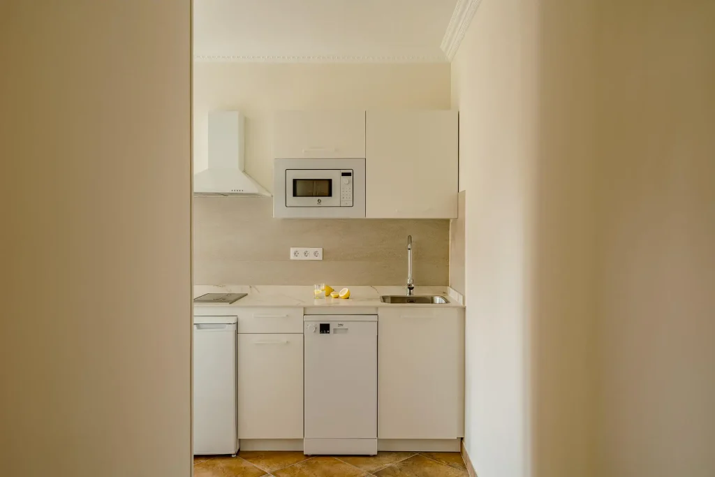 Cocina equipada en estudio en la naturaleza