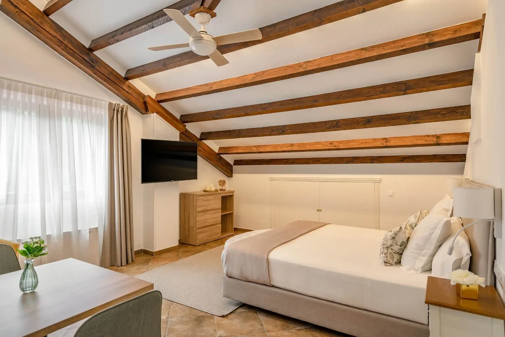 Estudio con cocina para 2 personas en Cantabria - cama king size