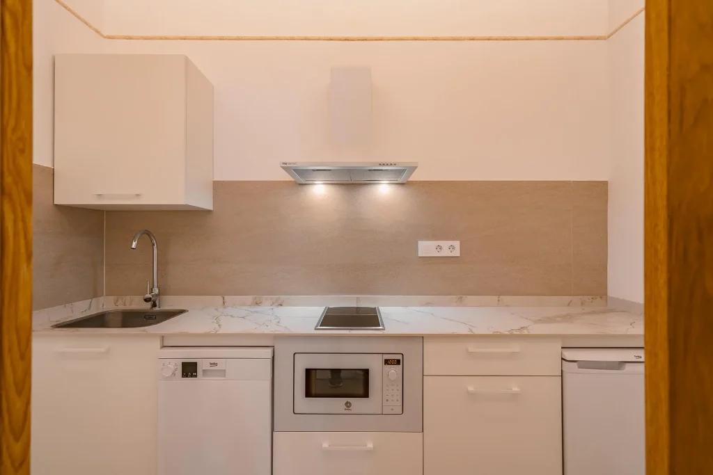 Cocina equipada en apartamento 3 personas cocina