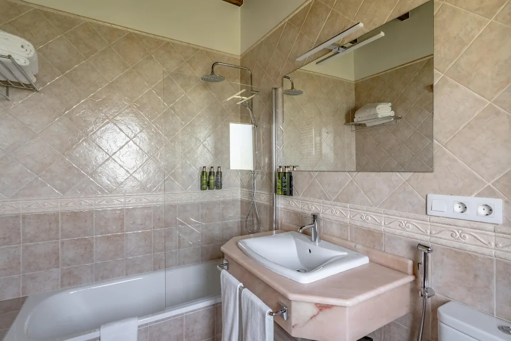 Baño privado en alojamiento para 2 Cantabria