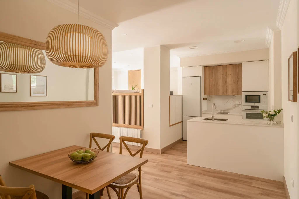 Salón espacioso en apartamento 4 personas terraza